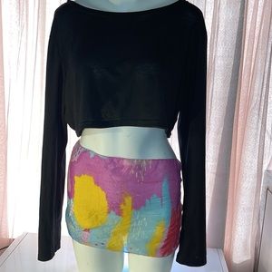 Long sleeve crop top
